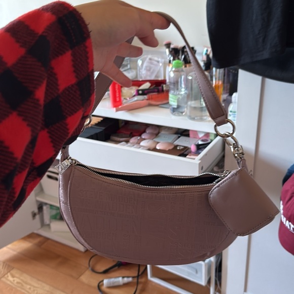 Steve Madden pink purse - Picture 2 of 2